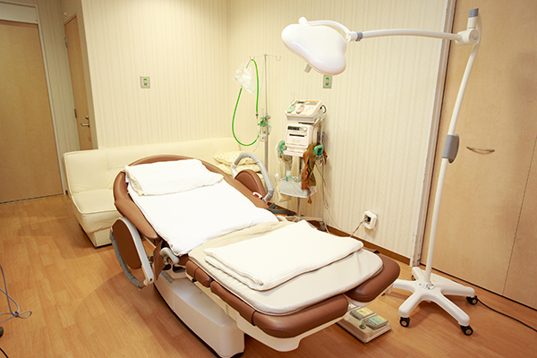 高畠桂子院長、渡辺健先生 たかばたけウィメンズクリニック3