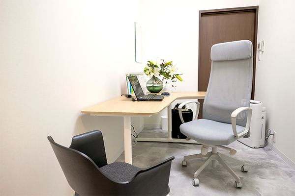 柳瀬哲至院長 紙屋町やなせ皮ふ科クリニック3