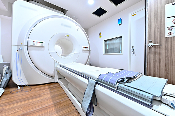 有田正典院長 三宿通り整形外科クリニック3