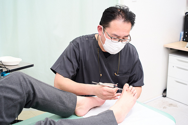 山口健一院長 爪と皮膚の診療所 形成外科・皮膚科3