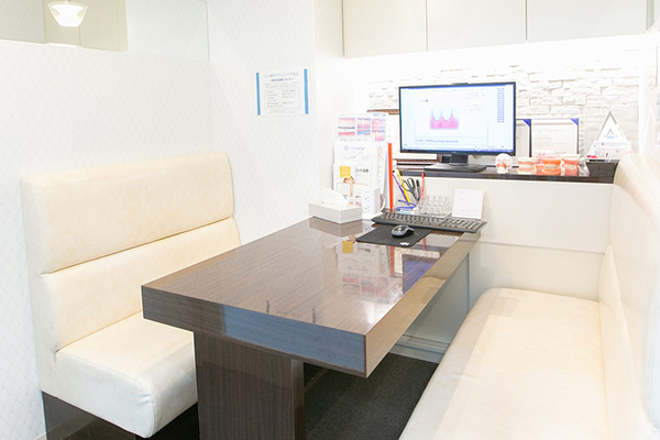 負門直樹院長 エル歯科クリニック千里丘3