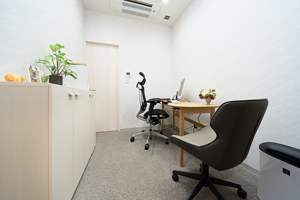 宮地文也院長 アマナメンタルクリニック藤沢3