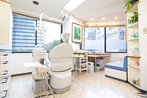 玉野幸子院長 駿河台歯科3