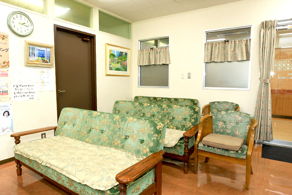 上松正幸院長、上松万里子先生 池下やすらぎクリニック3