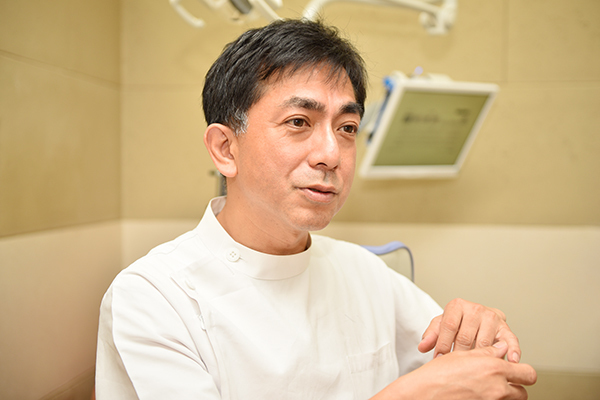 山田雅也院長 APPLAUSE 愛歯やまだ歯科3