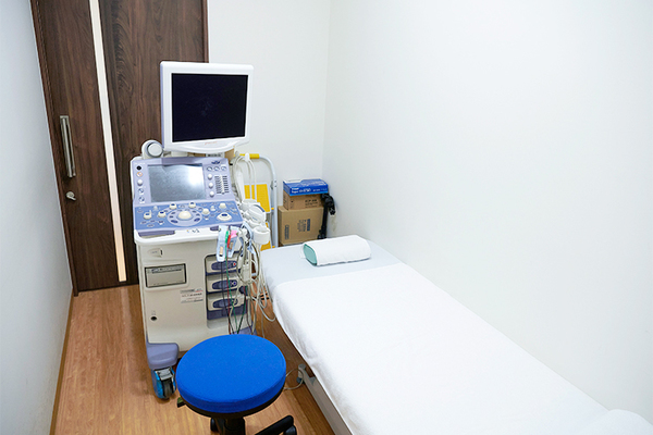 上野博史理事長、上野千尋副院長 うえの内科・循環器内科クリニック3