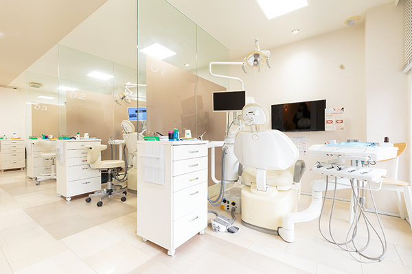 井上佳奈院長 西北テラス歯科3