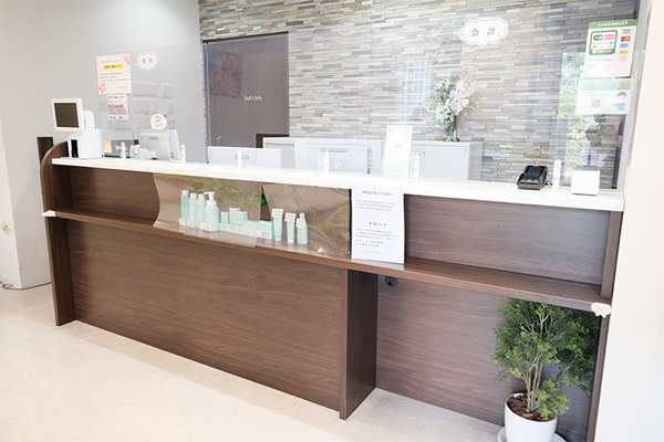 長根裕介院長 ながね泌尿器科皮フ科クリニック3