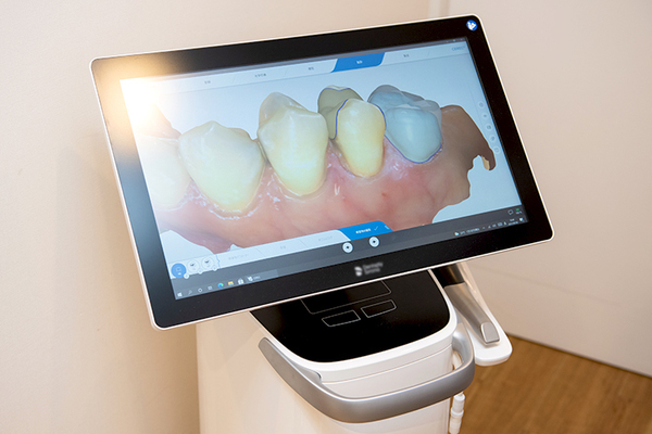 羽田潤院長 成城さくら歯科3