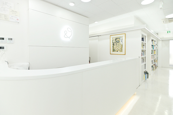 黒木春郎院長 こどもとおとなのクリニック パウルーム3