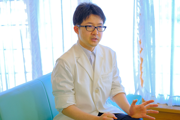 野原太陽院長 コスモクリニック3