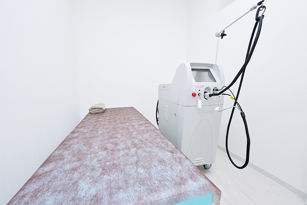 松田洋樹院長 浅草駅前まつだ皮膚科3