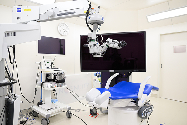 稲垣圭司院長、藤岡梨沙副院長 イナガキ眼科3