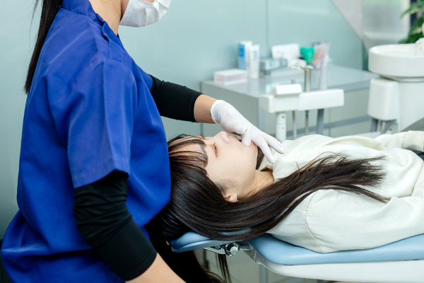 西山左枝子院長 バイオデンタルクリニック3