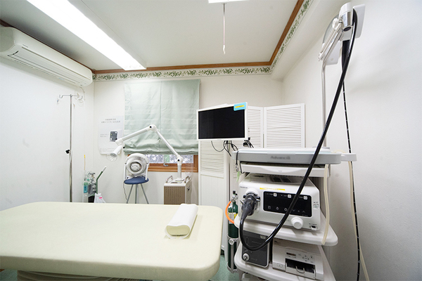 金城喜哉院長 加平クリニック3