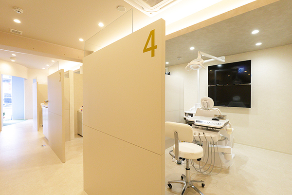 幸田昇院長 豊中服部ノボ歯科・矯正歯科クリニック3