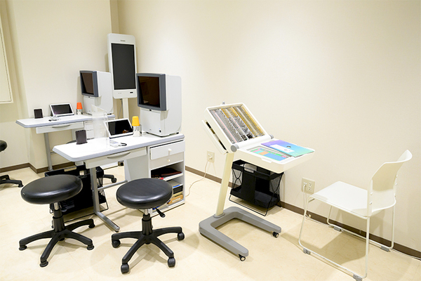 河本旭院長 錦糸町テルミナかわもと眼科3