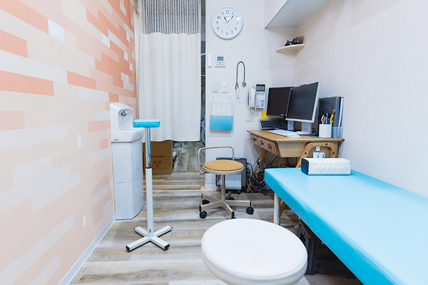 齋藤吉由院長 さいとう整形外科膝と歩行のクリニック秋葉原3