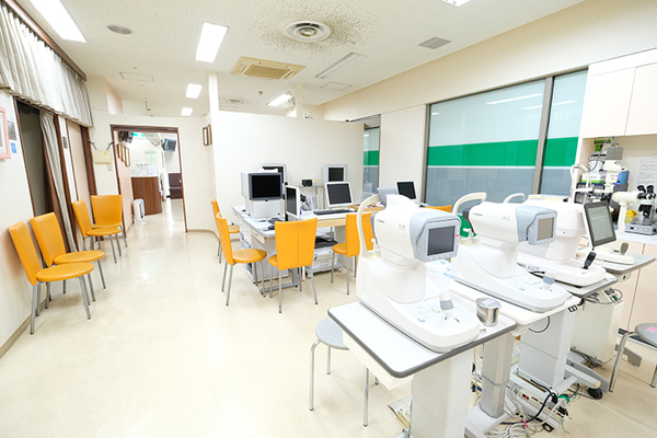 佐藤匡世院長 くさかり眼科3