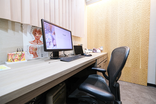 鈴木稚子院長 六本木スキンクリニック3