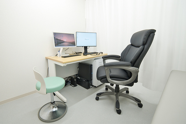 神前格院長 関目内科・血液内科クリニック3