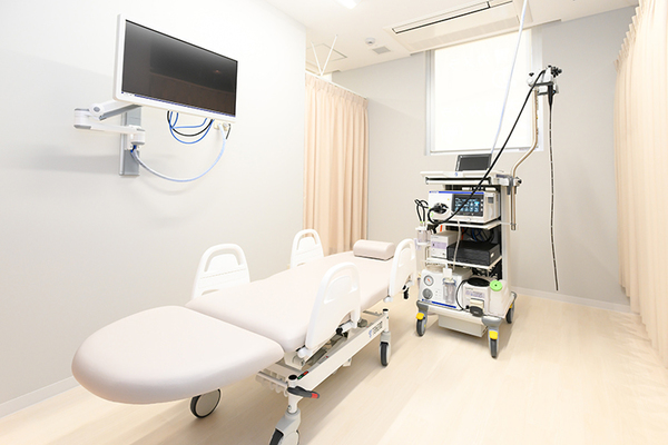 和田由大院長 千歳船橋南口駅前大腸と胃の消化器内視鏡・肛門クリニック 世田谷院3