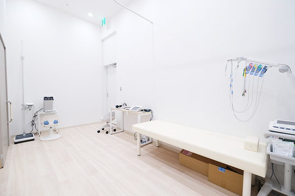 石川浩雅院長 豊洲イーウェルクリニック3