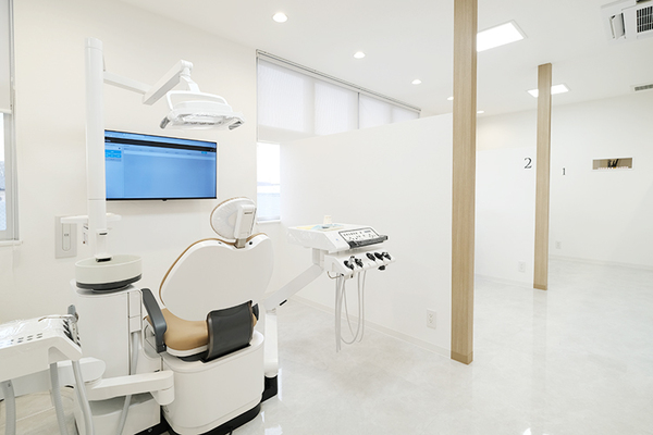 川端理仁院長 りひと歯科クリニック3