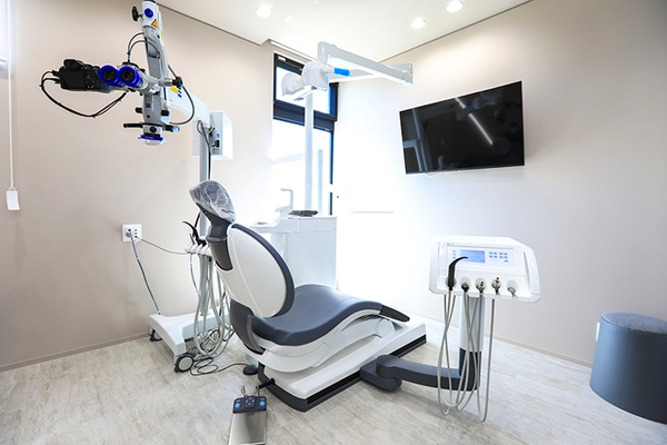 河辺良介院長 岡崎グラデンタルクリニック3