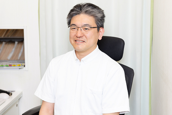 岡本俊彦院長、岡本俊紀副院長 中村橋眼科医院3