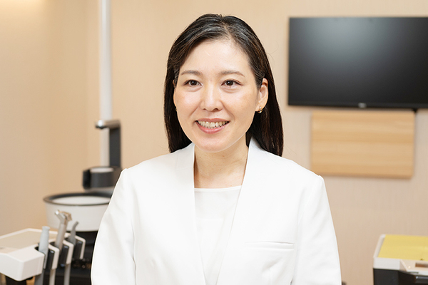 仲宗根愛子院長 矯正歯科クリニック グレイスデンタル3