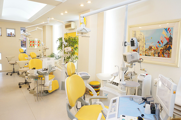 石田裕将院長 HIRO DENTAL CLINIC3