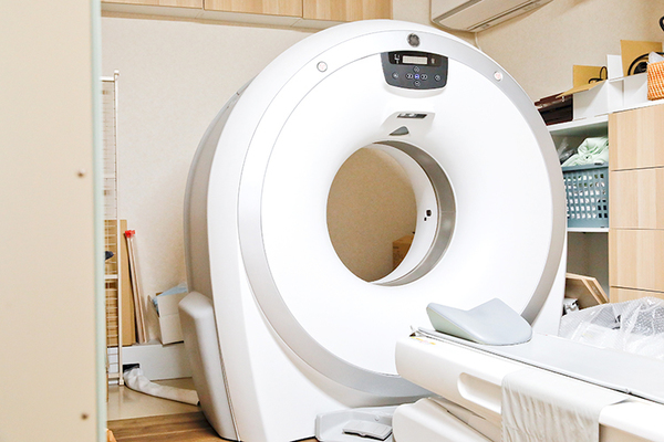 上田泰明理事長、渡邊光行院長 みなみ野シティクリニック4