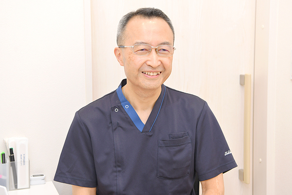 本郷洋一郎院長 サルスクリニック有明4