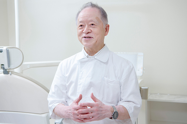 河野伸二郎院長 河野歯科医院4
