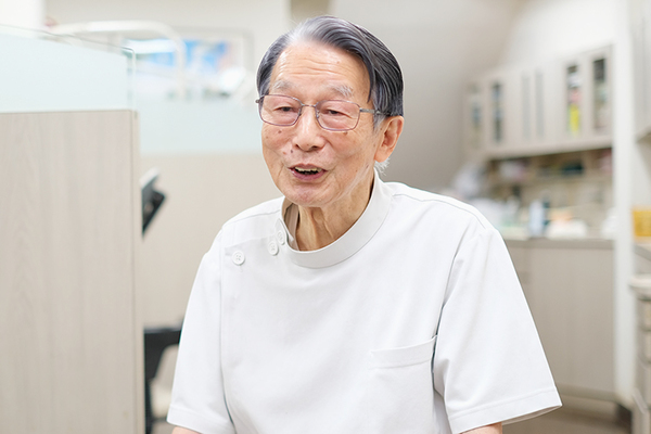 足立武久院長 ひらもと歯科医院4