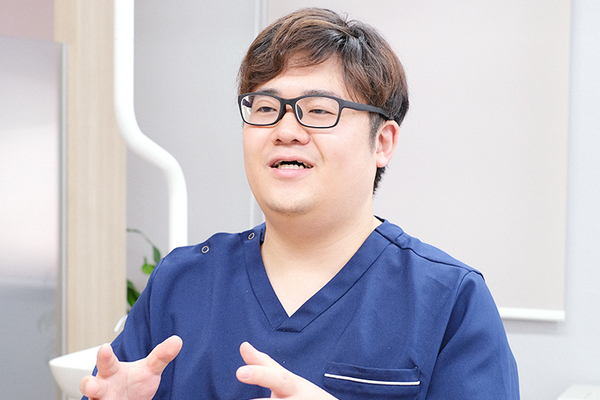 岡森一眞院長 三国ヶ丘リコリス歯科4