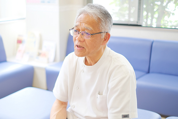 安井徹郎院長 やすい医院4