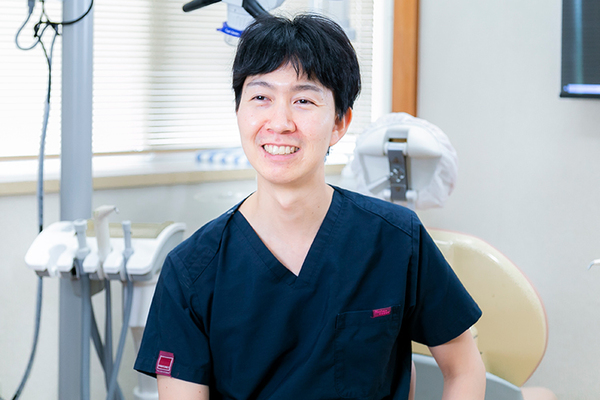 酒井翔悟院長 まめなか歯科4