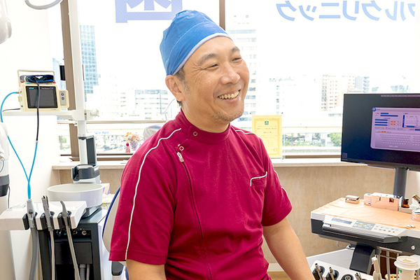 森崎歩院長 もりさきデンタルクリニック4