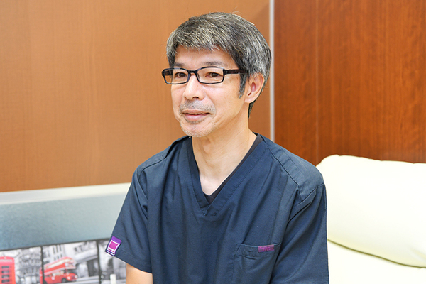 河合秀訓院長 K'sファミリー歯科4