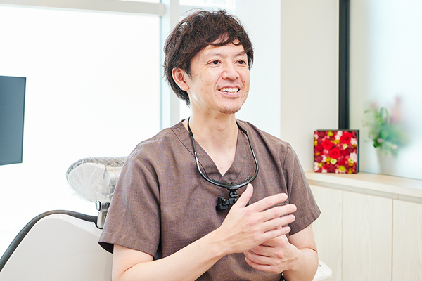 納賀秀則院長 豊洲センシティ矯正歯科4