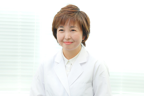磐井まどか院長 東京新宿クリニック4