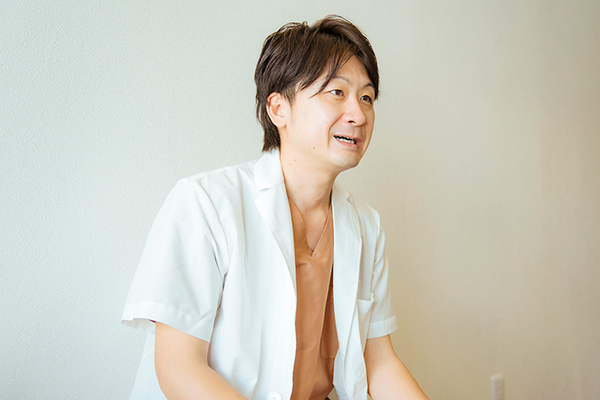 安藤洋平院長 椿ファミリー歯科診療所4