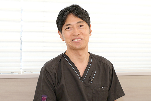 秋庭恭院長 ふれあいの丘デンタルクリニック　秋庭矯正歯科4