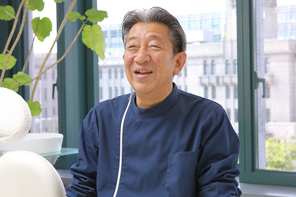 松井勇樹院長 葵診療所歯科4
