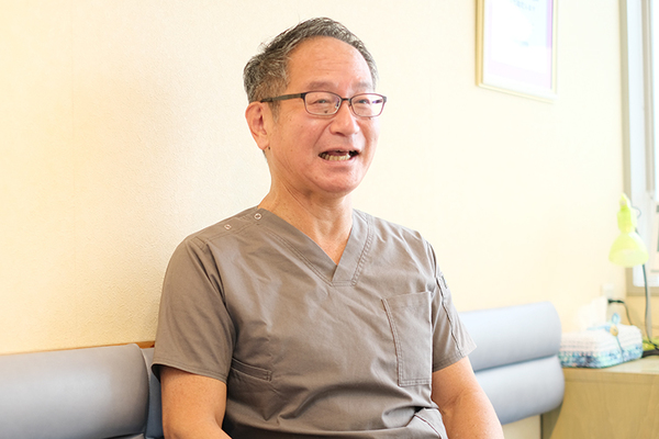 堤秀昭院長 つつみ歯科4