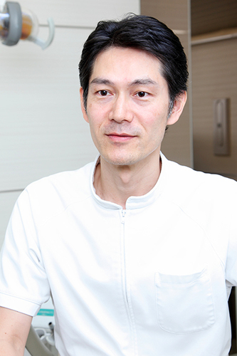高津裕介院長 高津矯正歯科4