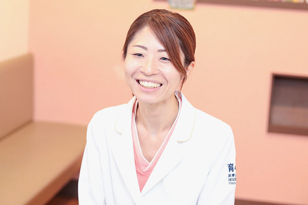 松岡明希菜院長 さくらキッズくりにっく4