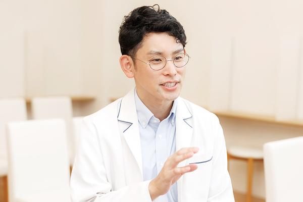 武藤由也院長 ひとやすみこころのクリニック 西新院4